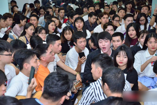 Xuất hiện thí sinh sở hữu vẻ ngoài giống Noo Phước Thịnh ở tuyển sinh The Voice 2018